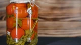 «Сладунчики» на зиму: заготовка проще некуда — рассол выпивается быстрее, чем съедаются помидоры