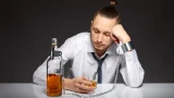 Пагубная привычка, которая медленно убивает: 5 мифов об алкоголизме — мнение нарколога