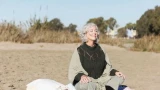 Бохо-стиль для женщин 60+: добавит элегантности и благородства — 5 модных образов на осень-2025
