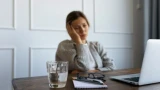 Советские способы против перегара: странные, но рабочие — достаточно одного кусочка