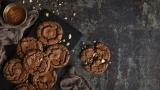 Ни в одном магазине такое не купишь: простой рецепт шоколадного печенья к чаю