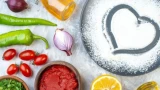 Сосуды забиты холестерином: 5 продуктов работают как щётка — очистят до идеала