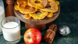 Хруст снаружи, мягкость внутри: яблочные колечки — готовятся быстрее, чем заваривается чайник