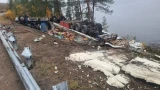 В Мурманской области на трассе перевернулась фура
