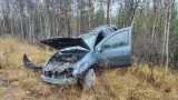 Возле Оленегорска перевернулся Renault Duster