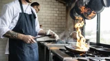 В Мурманской области сожгли более центнера продукции общепита, не соответствующей нормам