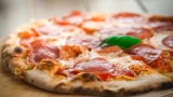 Пицца за 20 минут: быстрый завтрак без полуфабрикатов — как приготовить вкусно и экономно