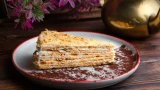 У них не только долма и хаш: популярный армянский торт «Микадо» — простой рецепт приготовления