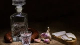 Самогон в США — это не то, что у нас: в чем заключаются главные отличия двух напитков