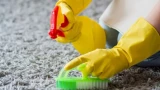 Старый ковёр как новый: самый лёгкий способ чистки — удалит даже сильные загрязнения