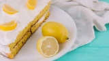 Этому старому советскому рецепту нет равных: обалденный лимонный пирог — покоряет вкус и простота приготовления