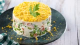 «Мимозу» готовлю по рецепту СССР — этот вариант салата самый вкусный: какие ингредиенты считаются классикой