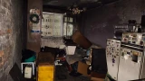 Неприятный сюрприз к Новому году: в Апатитах после пожара полностью закоптилась квартира