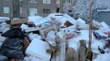 Администрация Мурманска извинилась за мусор, который не вывезли с улицы Седова