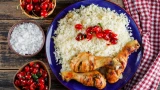 Слюни потекут водопадом: рецепт бомбически вкусного риса с курицей — блаженство в каждой ложке