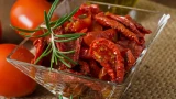 Вяленые помидорки: закуска, которая всегда расходится
