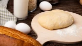 Тесто вылетает из миски: раскрываем секрет идеальной выпечки — всего два действия