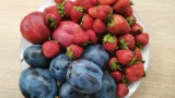 Ягоды в морозилке не только для компота: как ещё их можно использовать — 3 интересные идеи