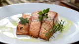 Скумбрию не солю: тушу её в сливках по-норвежски — настоящее ресторанное блюдо