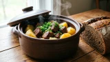 Секрет сочности: говядина с овощами в горшочке — такого вкуса никогда не будет в кастрюле