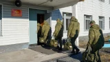 Призыв в Арктике: в Североморск прибыло пополнение, а в Снежногорске дали напутствие будущим матросам
