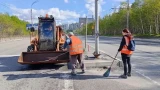 Пыль долой: как Мурманск очищают от весенней грязи и куда жаловаться на грязный двор