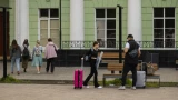 Евгений ХАЛЯПИН. Какие микробы путешествуют вместе с чемоданами