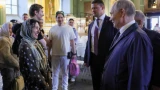 Путин в Казани встретил мурманчанку и пошутил про северную погоду