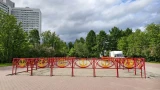 «Не падел-корт, а просадка грунта»: На Ленинградской не будет заявленной спортивной площадки