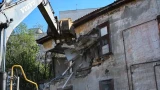 Прощай, аварийный хлам: глава Мурманска Иван Лебедев объявил о сносе ветхой деревяшки