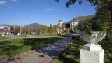 Власти Кировска отменили стройку туалета на центральной площади после протеста горожан