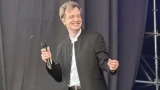 «Никогда так не поступай с женщинами»: Алексей Гоман на Дне шахтера в Ковдоре раскрыл тайну из детства