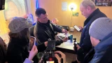 Ночная охота на «наливайку»: в жилом доме Мурманска пресекли незаконную торговлю спиртным