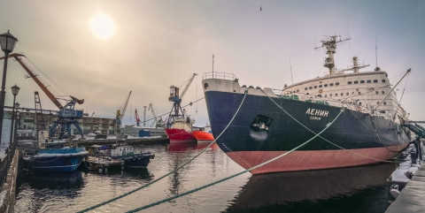 ледокол мурманск экскурсия расписание. атомный ледокол ленин в мурманске расписание. музей ледокол ленин мурманск режим. атомный ледокол мурманск экскурсия. ледокол ленин экскурсии расписание.