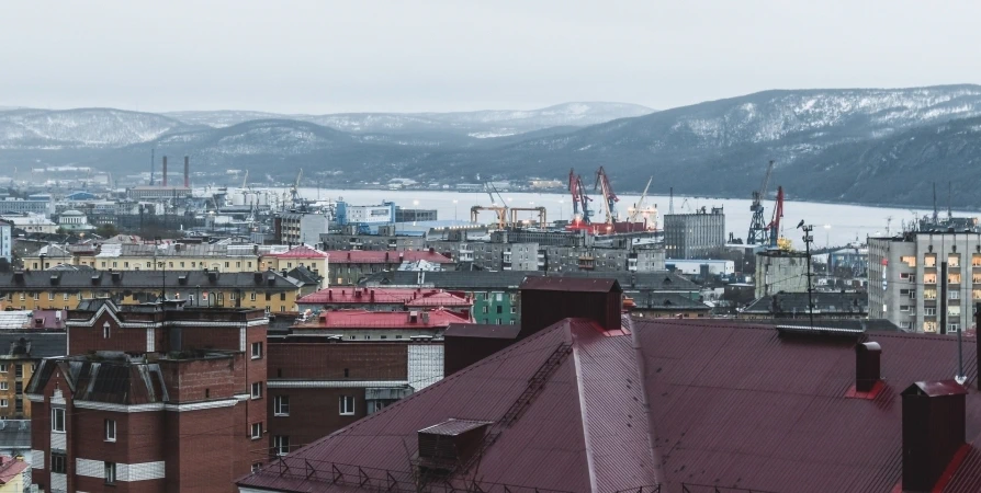 Мурманск сдать. Мончегорск Мурманская область. Места в Мурманской области. Незамерзающим портом - Мурманском на Кольском полуострове. Кольский 220 Мурманск.