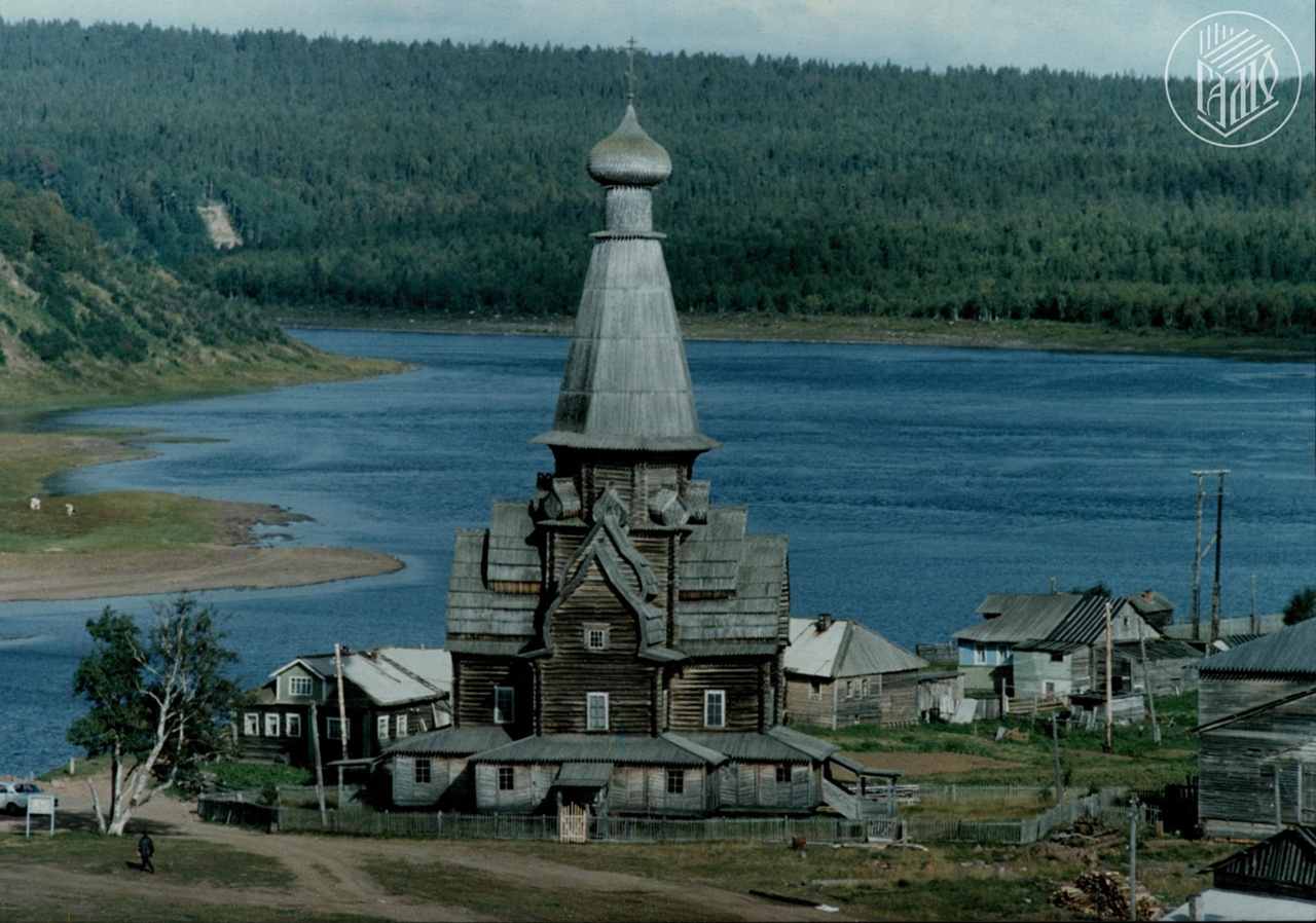 Церковь Успения Богородицы в Варзуге
