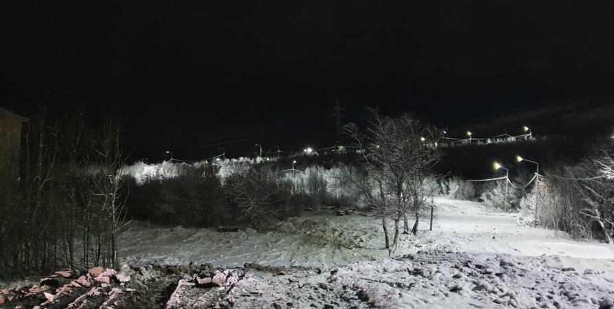 Освещение вдоль лыжной трассы появилось в Североморске
