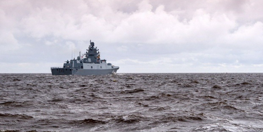 Фрегат Северного флота «Адмирал Касатонов» завершил учения в Бискайском заливе