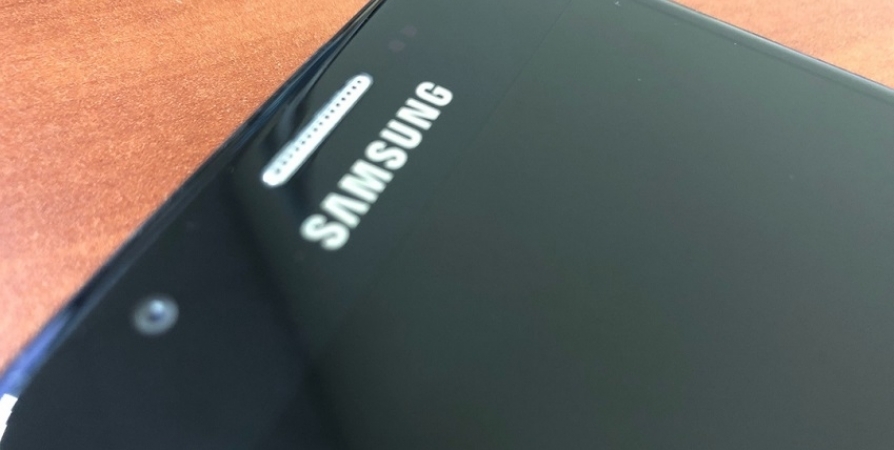 Продажи новых смартфонов Samsung начнутся 5 февраля