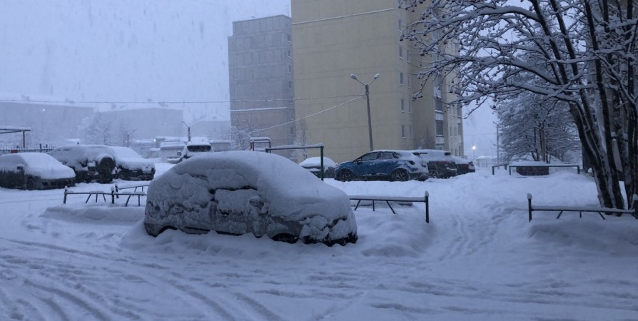 С улиц Мурманска вывезли 5374 кубометра снега