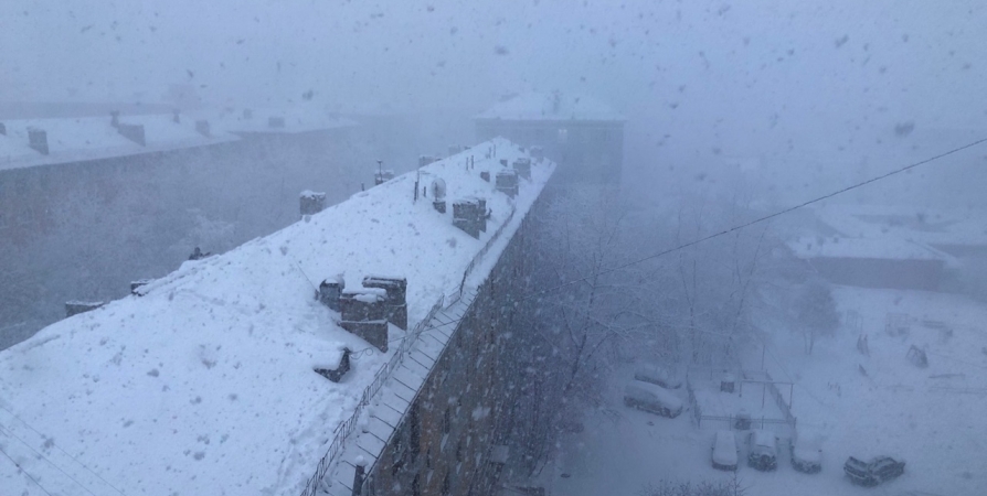 В Мурманске снежные заряды усилятся к субботе