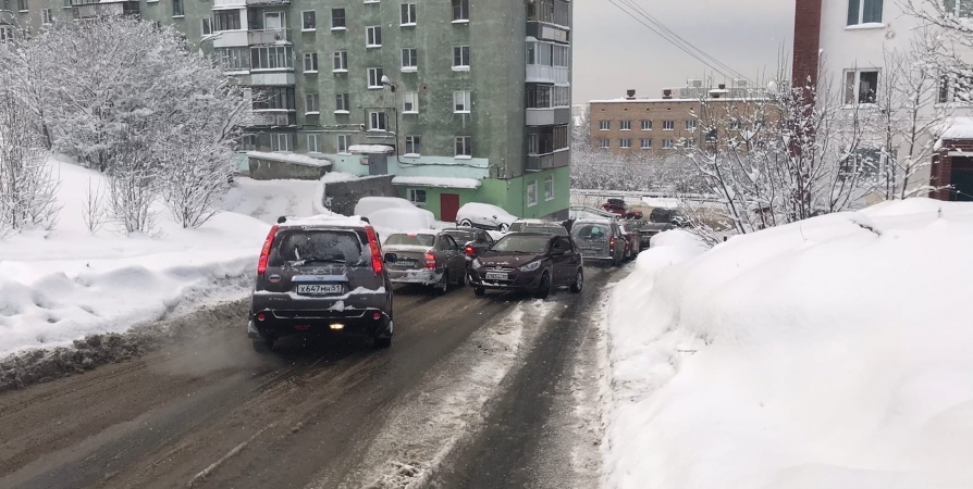 «Козью тропу» на Павлова в Мурманске залило водой