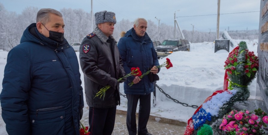 В Мурмашах почтили память погибших на Кавказе силовиков
