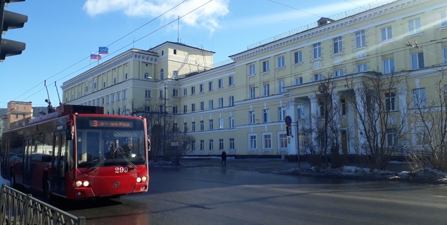 В Мурманске троллейбусы и автобусы с 8 апреля перейдут на весеннее расписание