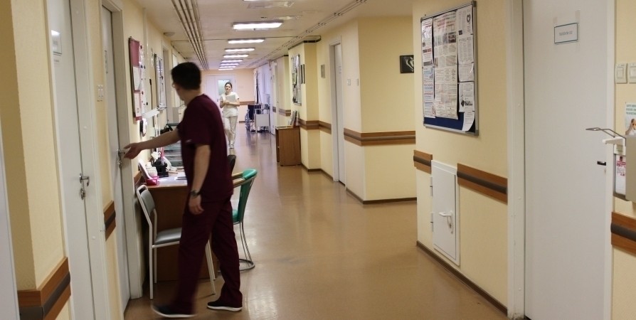 До 1084 выросло число смертей от коронавируса в Заполярье