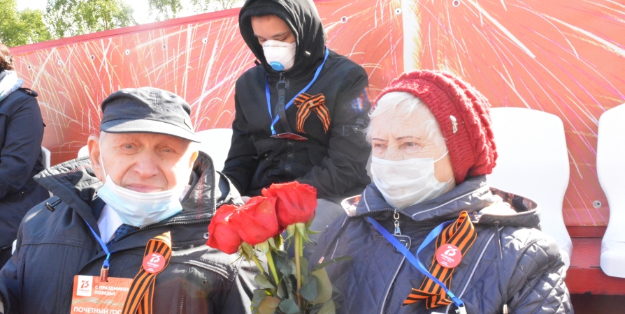 Ветераны Мурманской области получат праздничные выплаты