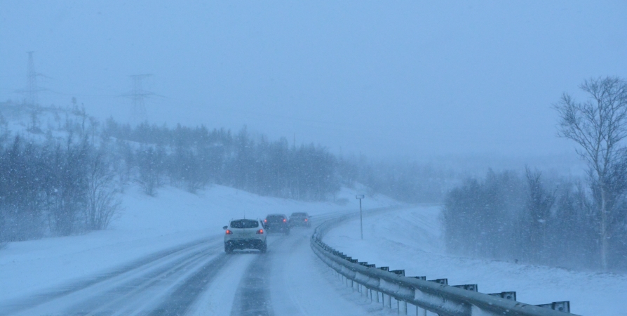 Из-за снегопадов в выходные ухудшится состояние дорог в Заполярье