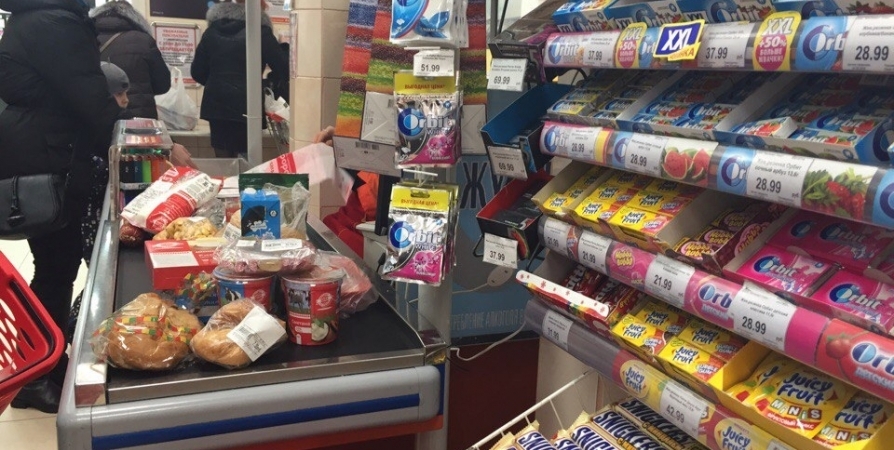 Разыскиваемый мурманчанин попался в гипермаркете на краже кассет для бритья