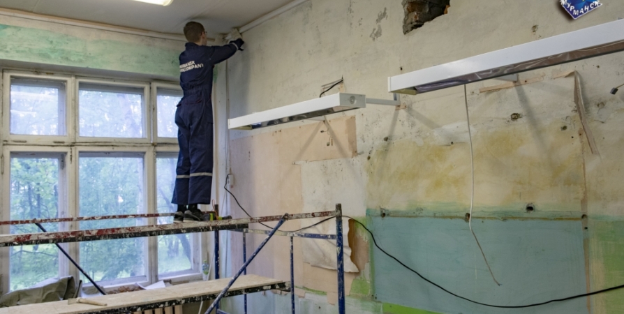 В мурманской школе на Кирова ремонтируют мастерскую и учебные кабинеты
