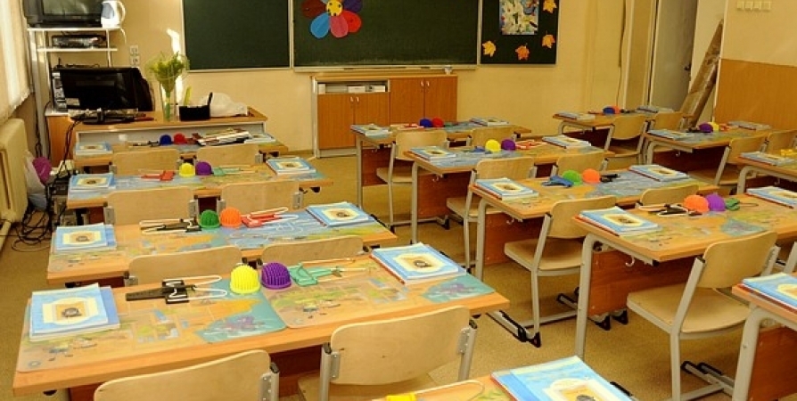 Более 26 млн направят на замену окон в мурманских школах